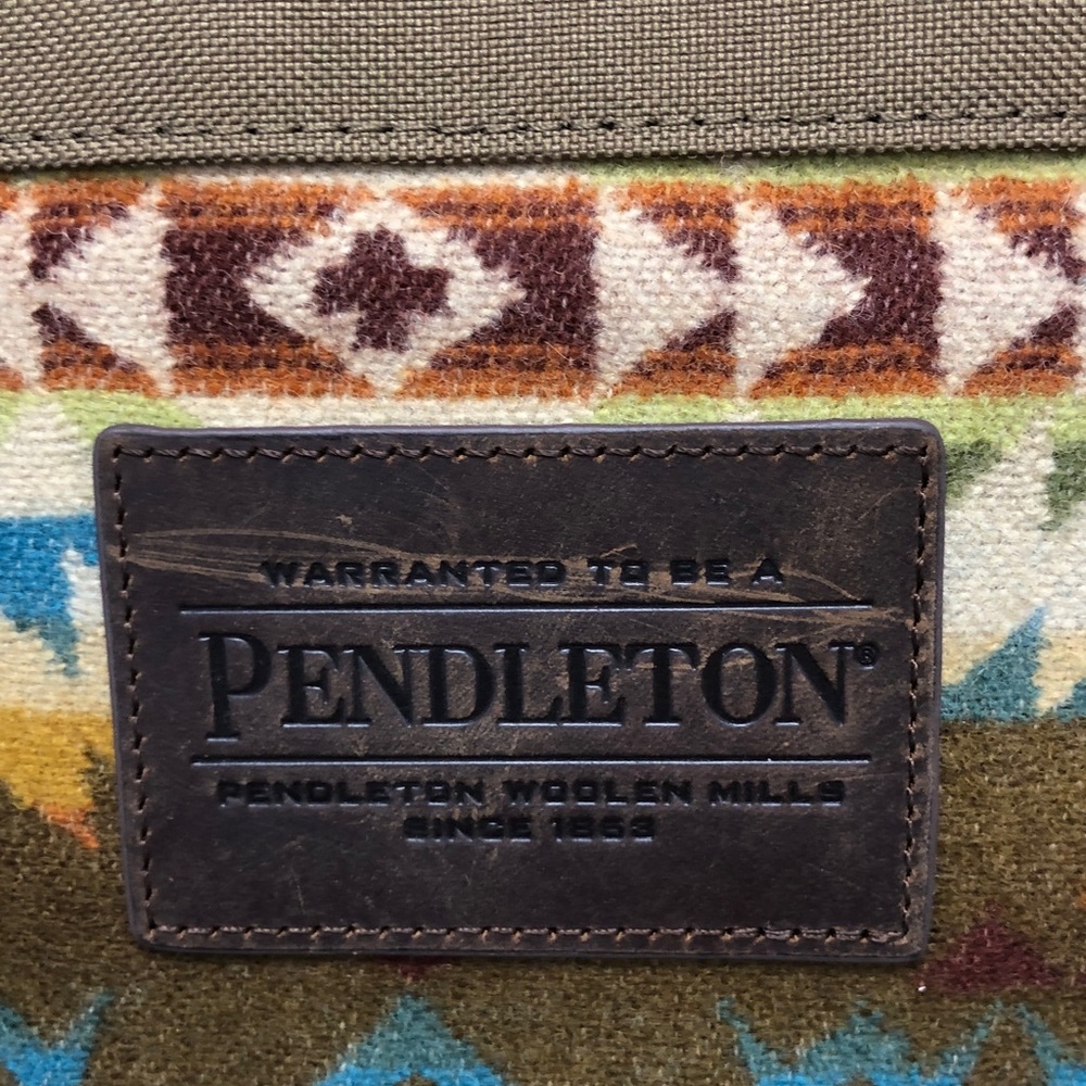 Pendleton Solstice Canyon Native Print Leather an… - image 4